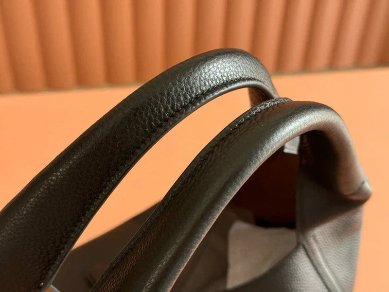 Gi Softbit Shoulder Bag 46cm Calfskin