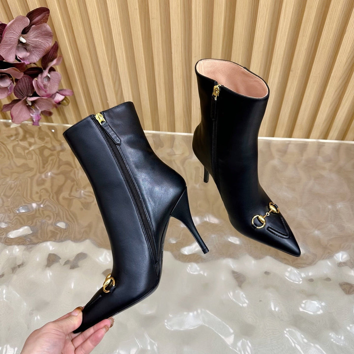 Gi  2025 Thick-heeled Square-toed Ankle Boots White Sheepskin