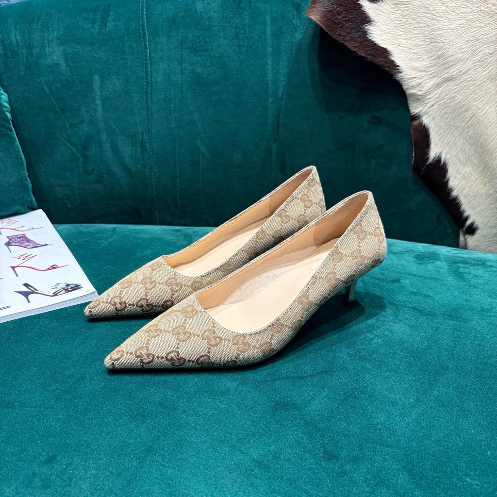 Gi Pointed-Toe Slingback  Light Beige Canvas 741264