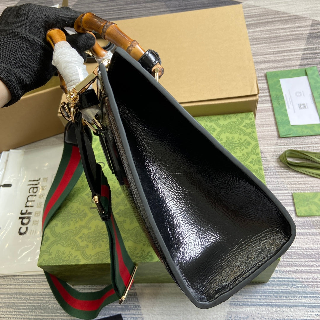 Gi DIANA 27 Small Tote Bag with Patent Leather Bamboo Handle