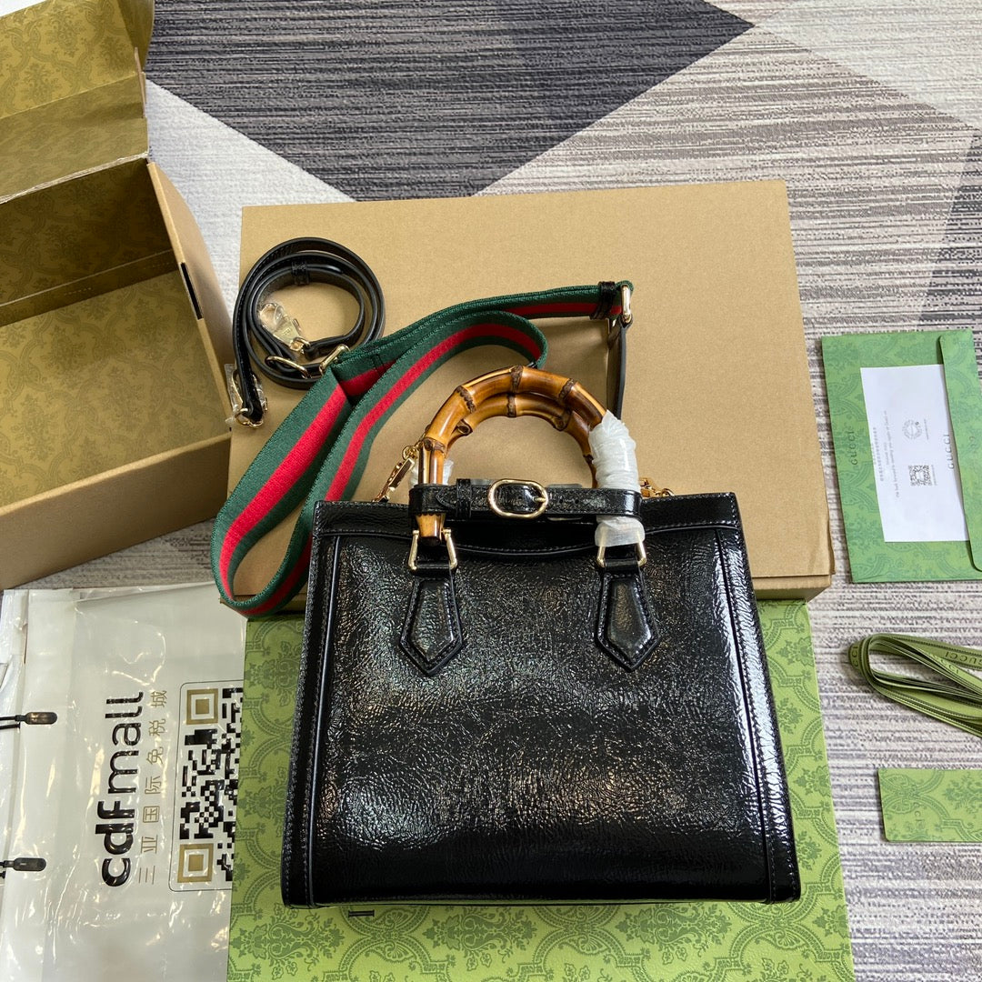 Gi DIANA 27 Small Tote Bag with Patent Leather Bamboo Handle