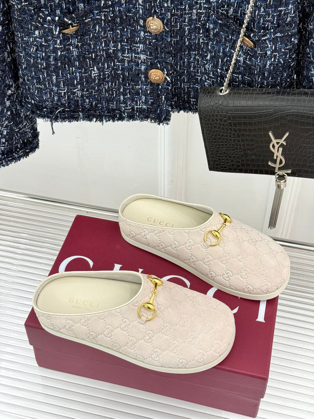 Gi Mule With Horsebit Cream Suede 905742