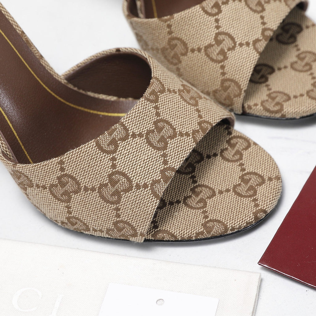 Gi 26s Slide 5.5 With Bamboo Motif Beige Canvas 961215