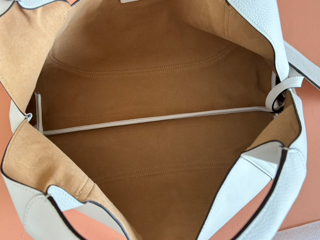 Gi Softbit Shoulder Bag 46cm Calfskin
