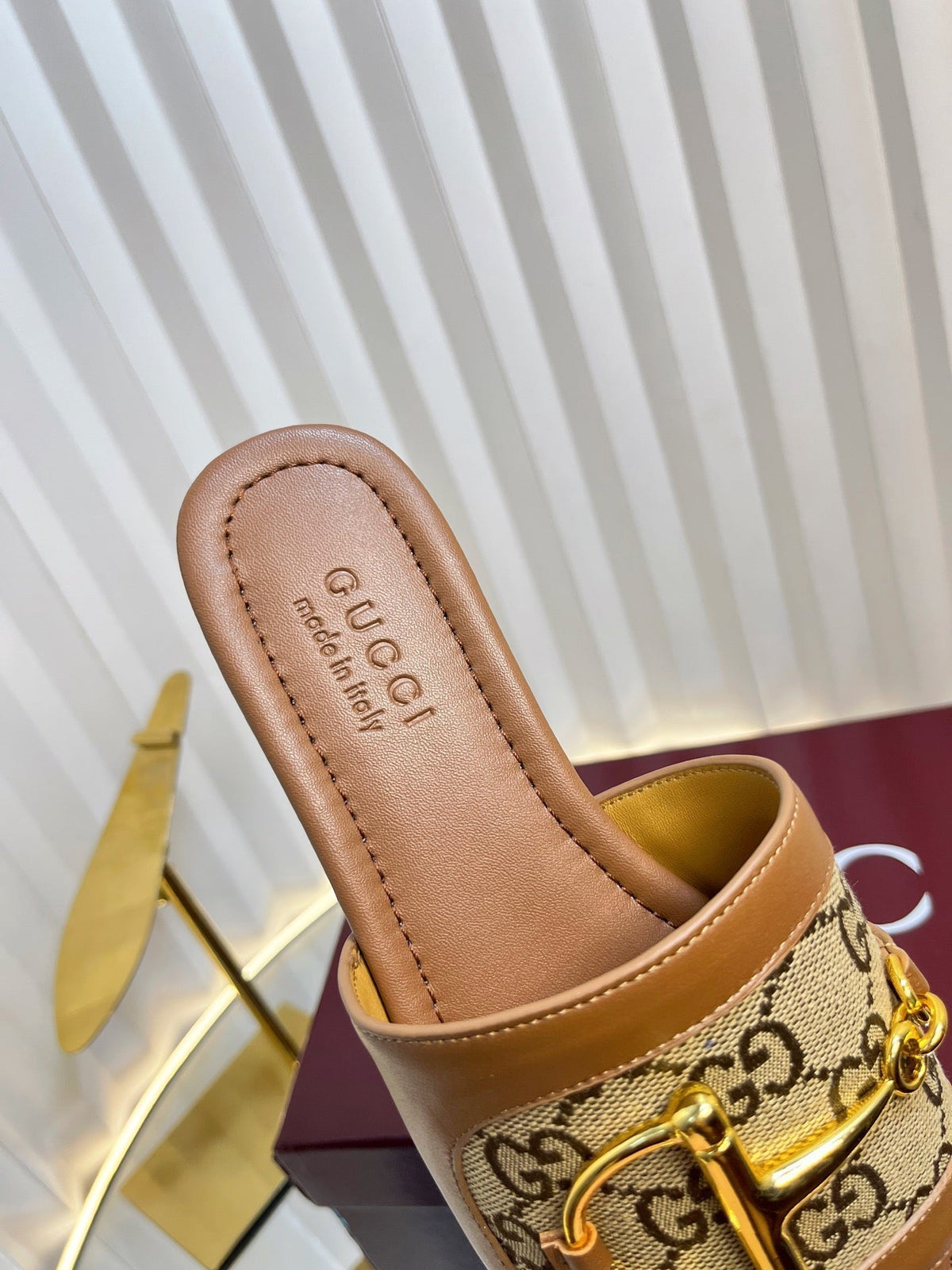 Gi 25 Horsebit GG Sandals Canvas