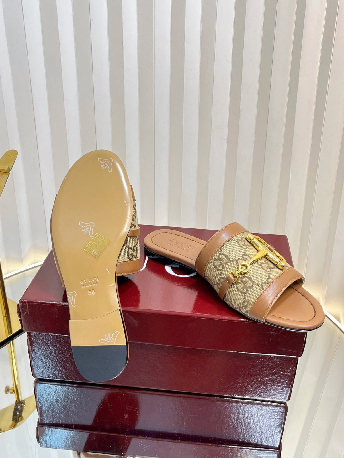 Gi 25 Horsebit GG Sandals Canvas