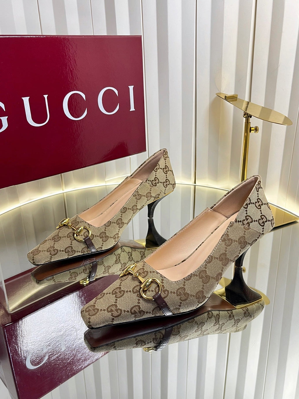 Gi 26s Vittoria Pumps Beige Brown Canvas 768134