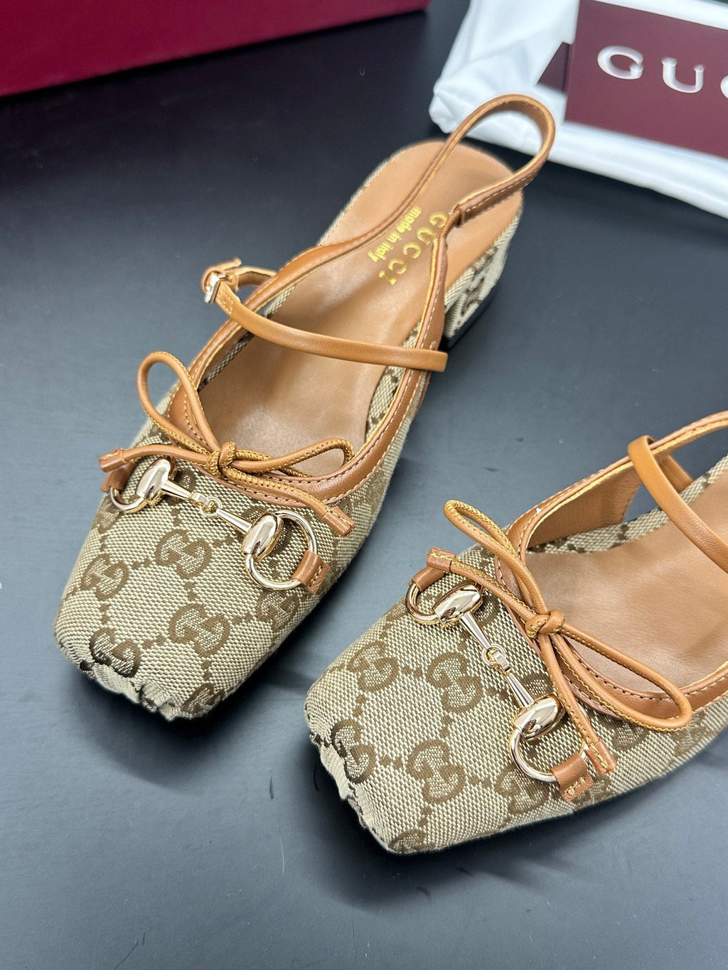 Gi 26s Horsebit Slingback 2.5cm Beige Canvas 688319