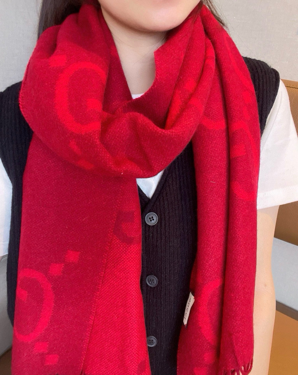 Gi JACQUARD PATTERN KNIT SCARF 195 CM WITH TASSELS CHERRY RED 403746