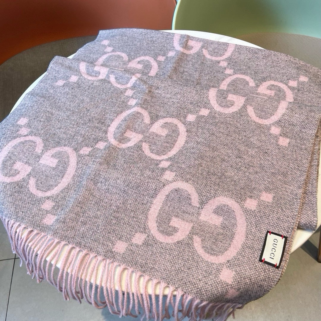 Gi JACQUARD PATTERN KNIT SCARF 195 CM WITH TASSELS HARBOR GRAY MIX LIGHT PINK 403748