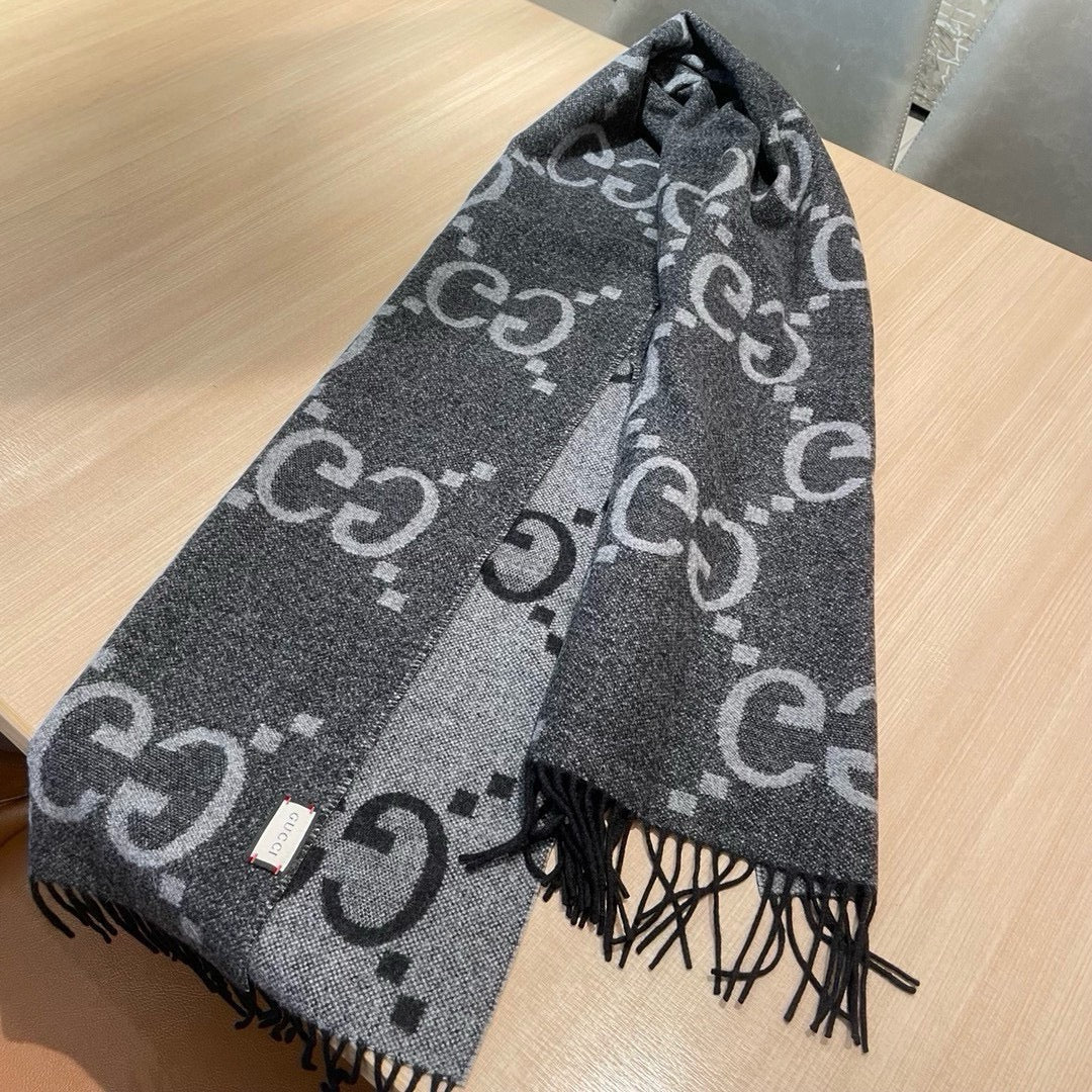 Gi JACQUARD PATTERN KNIT SCARF 195 CM WITH TASSELS MOUSE GRAY 403750