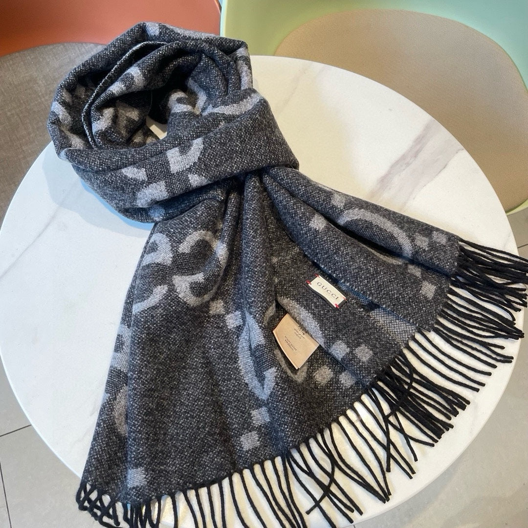 Gi JACQUARD PATTERN KNIT SCARF 195 CM WITH TASSELS MOUSE GRAY 403750