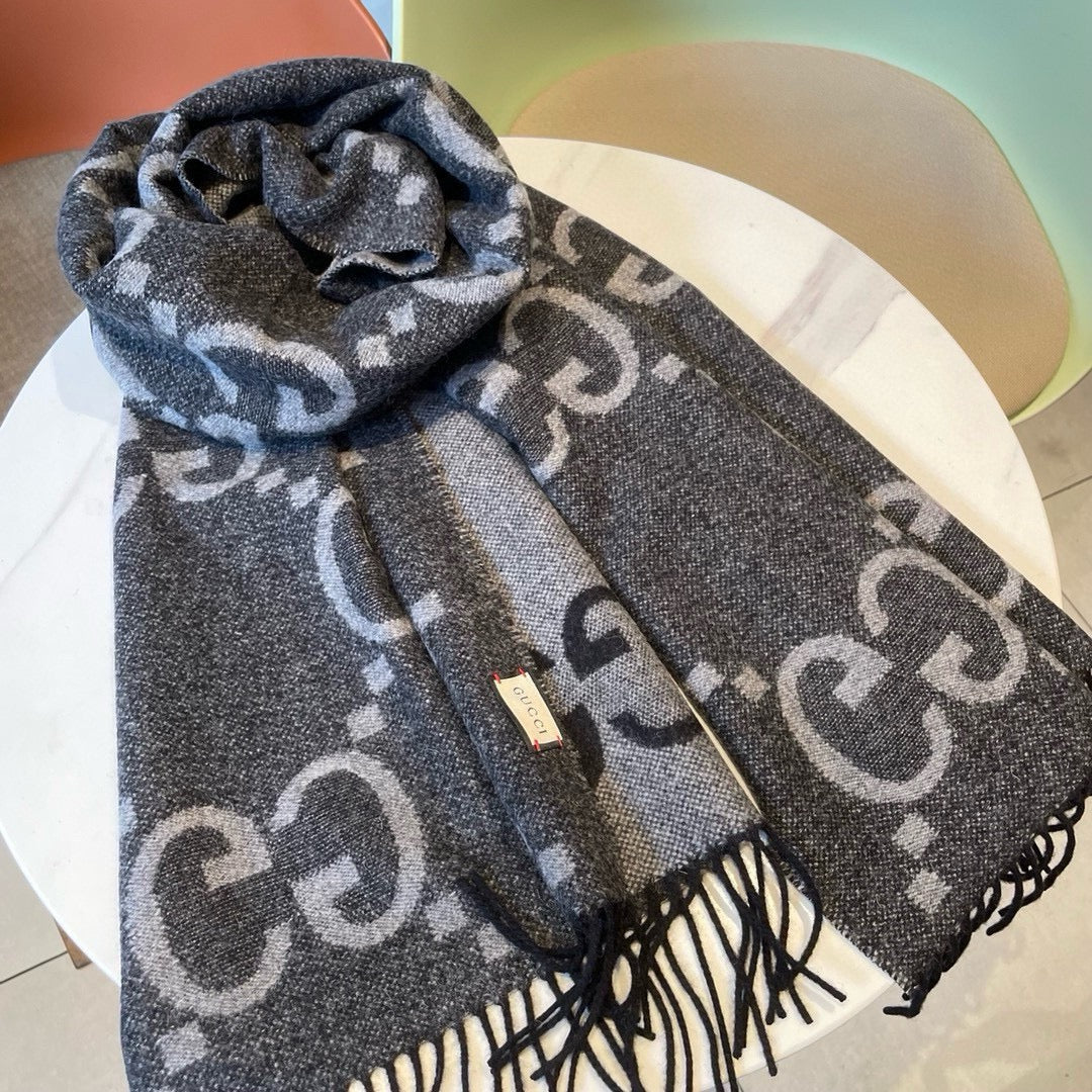 Gi JACQUARD PATTERN KNIT SCARF 195 CM WITH TASSELS MOUSE GRAY 403750