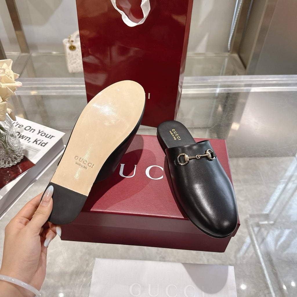 Gi 26s Mule With Horsebit Black Sheepskin 664797