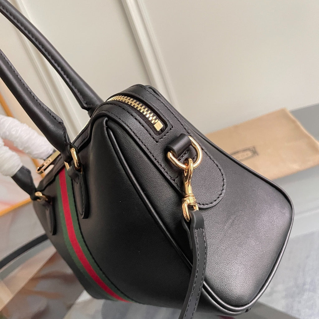 Gi 2026 Borsetto Boston Bag 28 x 15 x 10 cm