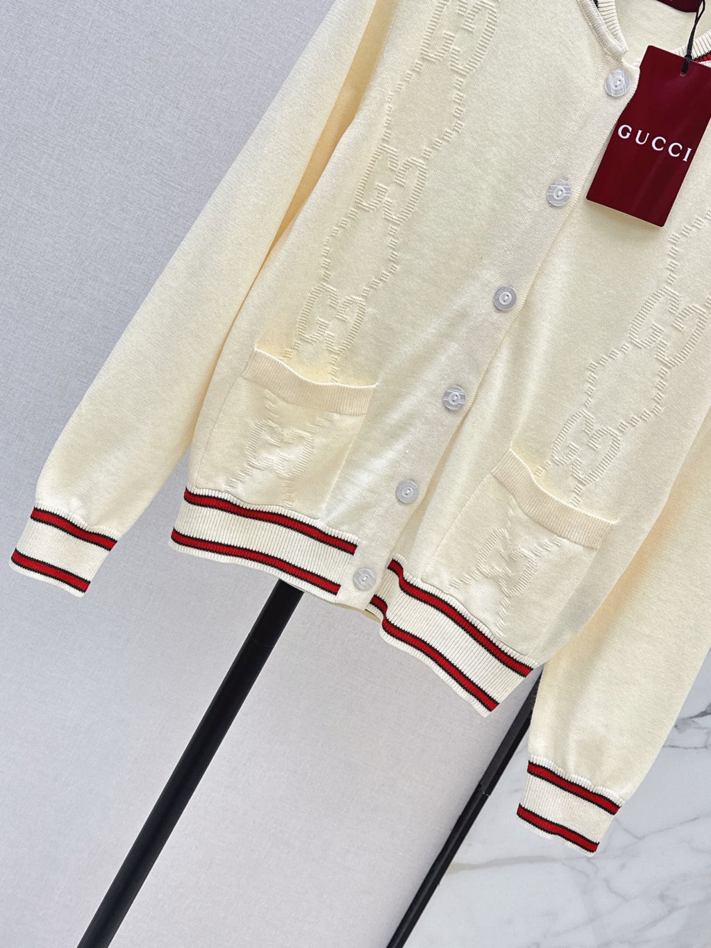Gi Knitted cardigan 18260922