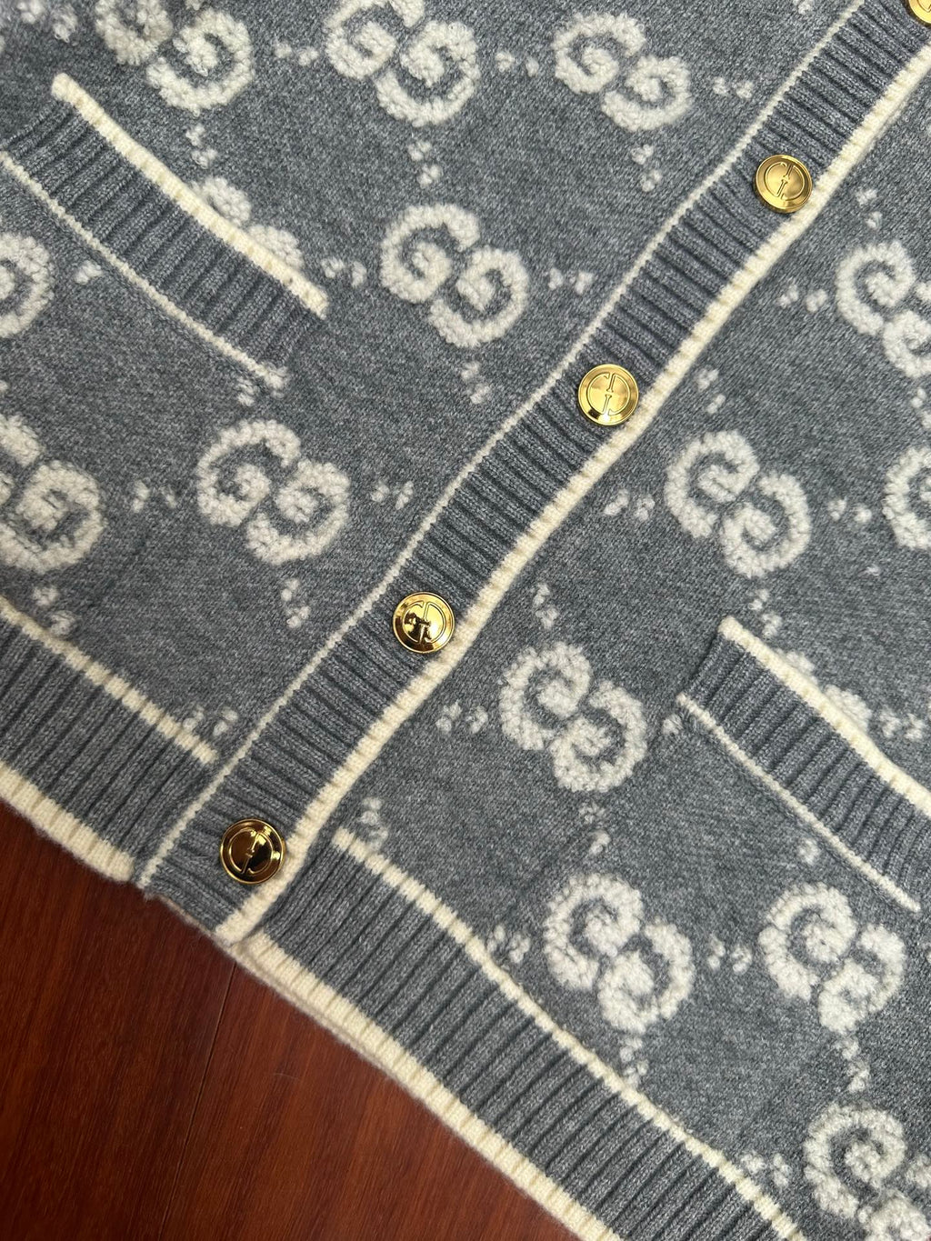 Gi Knitted cardigan