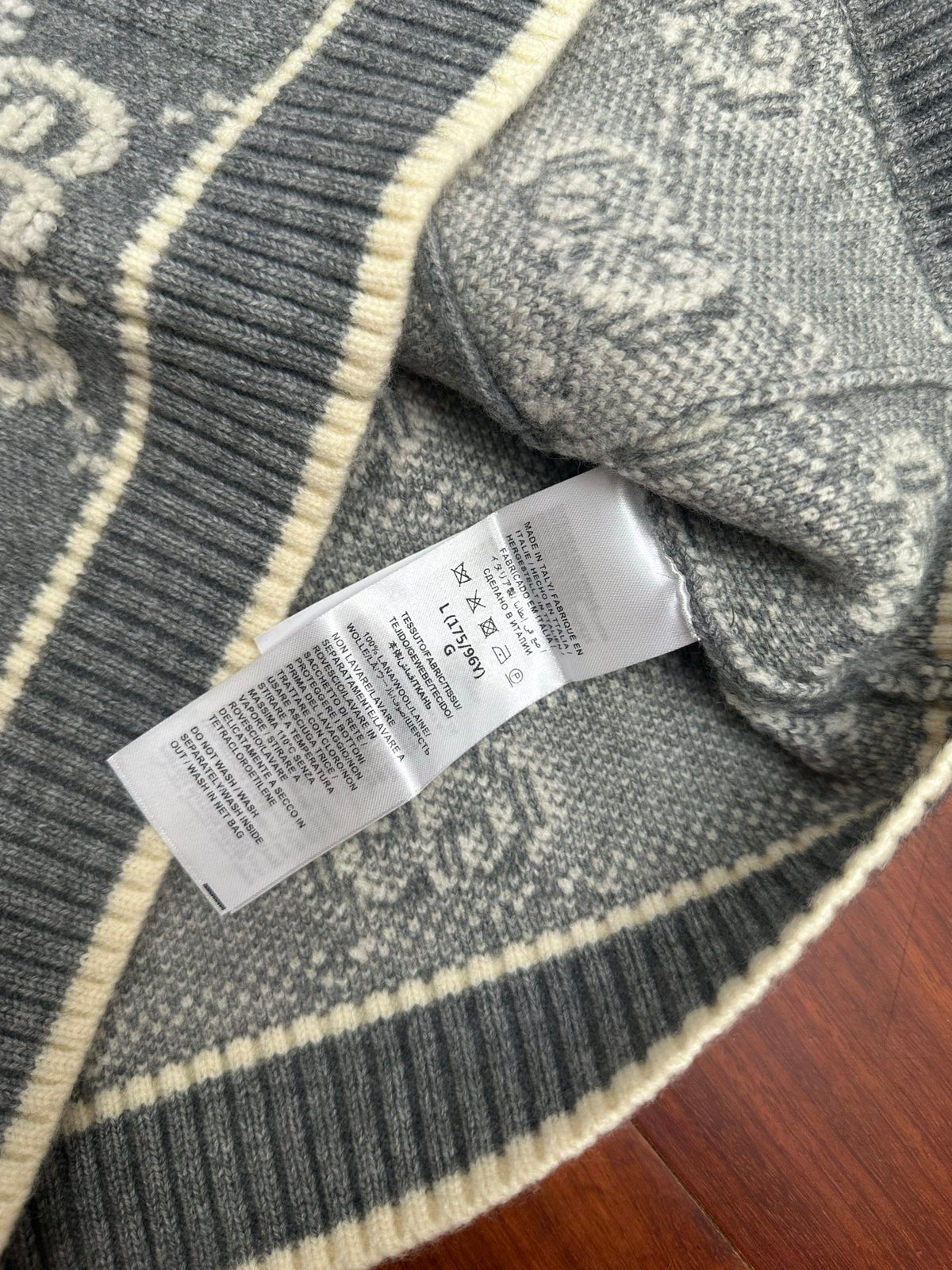 Gi Knitted cardigan